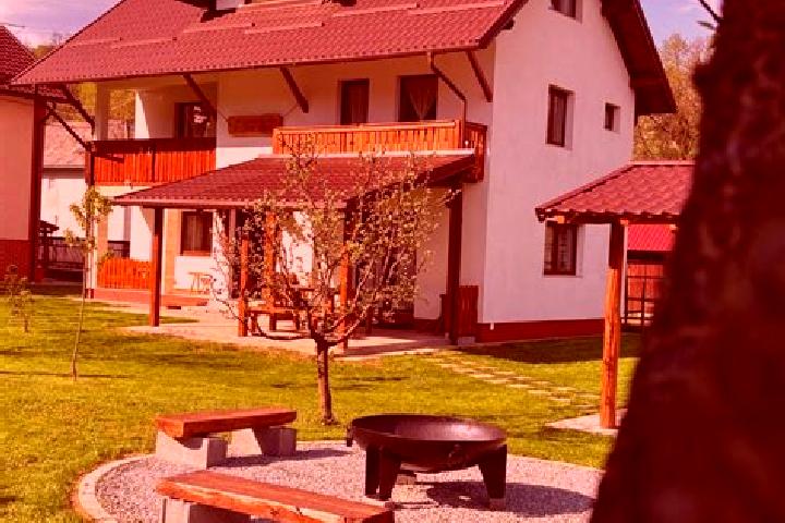Aubrey, 39 — Escort in Sambata de Jos, Romania