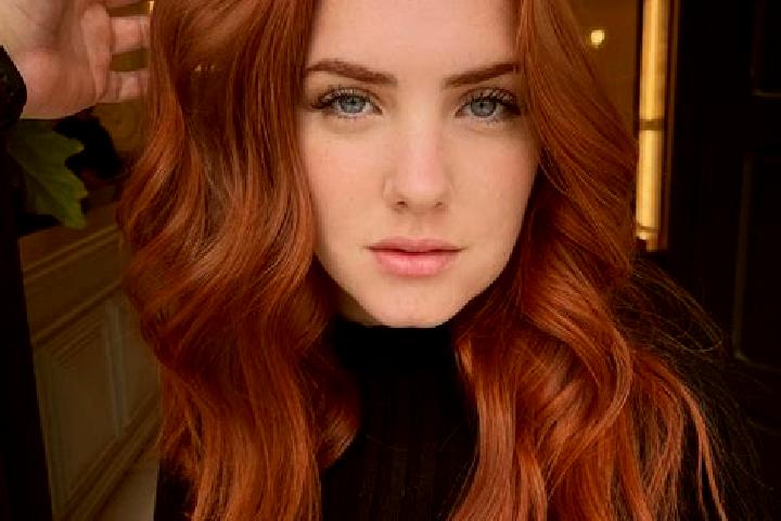 Aurora, 20, a auburn blue-eyed ebony companion based in Evreux. Offering Deep French Kissing, Overnight, Duos, Couples, Roleplay. Available for incall and ou...
