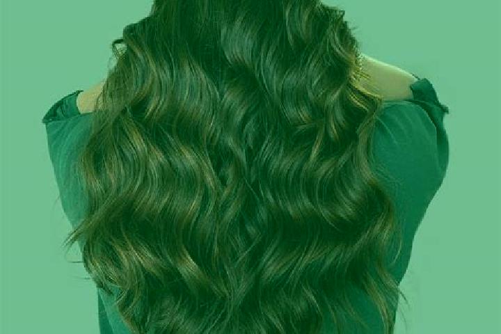 Aurora, 20, a auburn grey-eyed indian companion based in Camairago. Offering Erotic Massage, Party Girl, Dinner Date. Available for incall and outcall, overn...