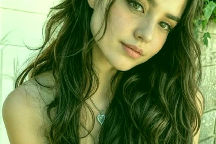 Aurora, 20, a black hazel-eyed slavic companion based in Four Seasons. Offering Erotic Massage, Couples, Striptease, Tantra. Available for incall and outcall...