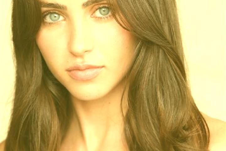 Aurora, 20, a brunette dark-eyed ebony companion based in Gushkhani. Offering Massage, BDSM, 69. Available for incall and outcall, day and evening dates.