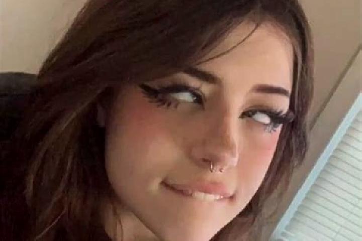Aurora, 20, a red grey-eyed mediterranean companion based in Musselburgh. Offering Domination, OWO. Available for incall and outcall, overnight bookings avai...