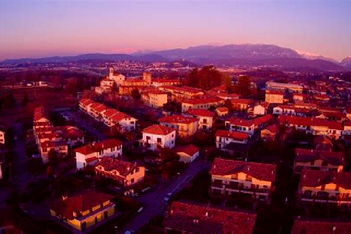 Aurora, 20 — Escort in Castelbellino, Italy
