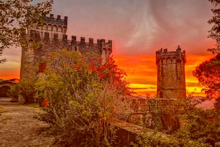 Aurora, 20 — Escort in Castello Cabiaglio, Italy