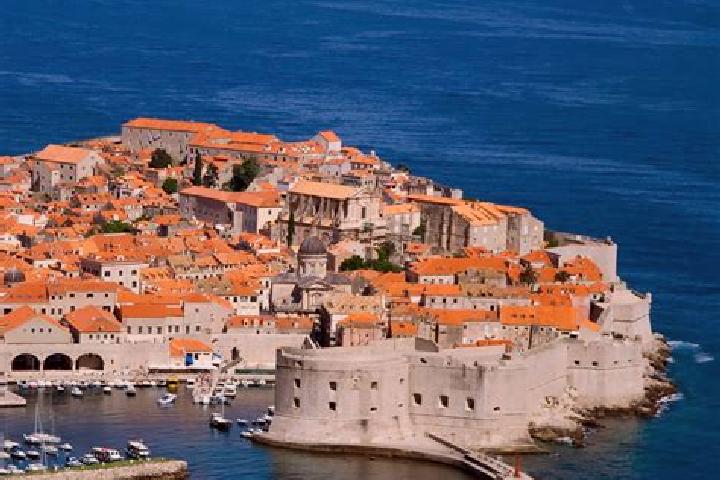 Aurora, 20 — Escort in Dolus, Croatia