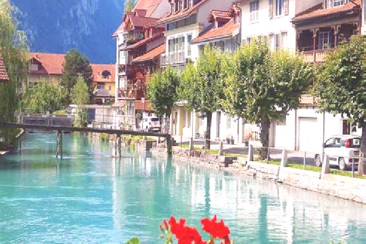 Aurora, 20 — Escort in Meilen / Halten, Switzerland