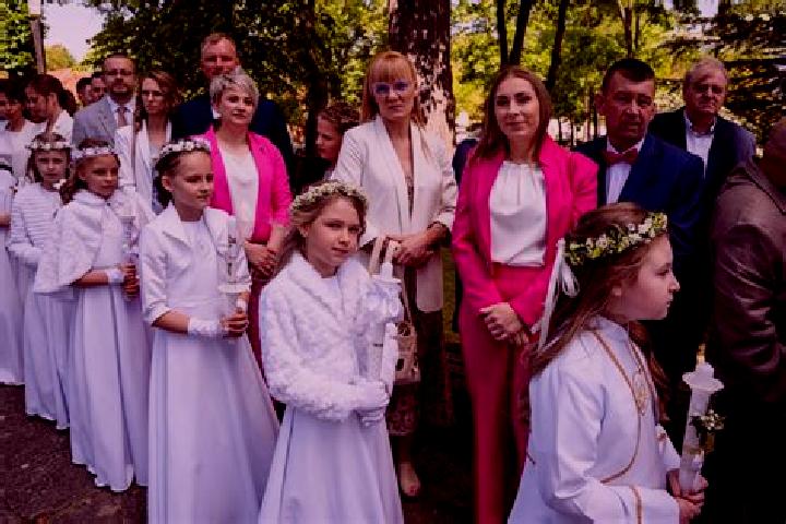 Aurora, 20 — Escort in Raciazek, Poland