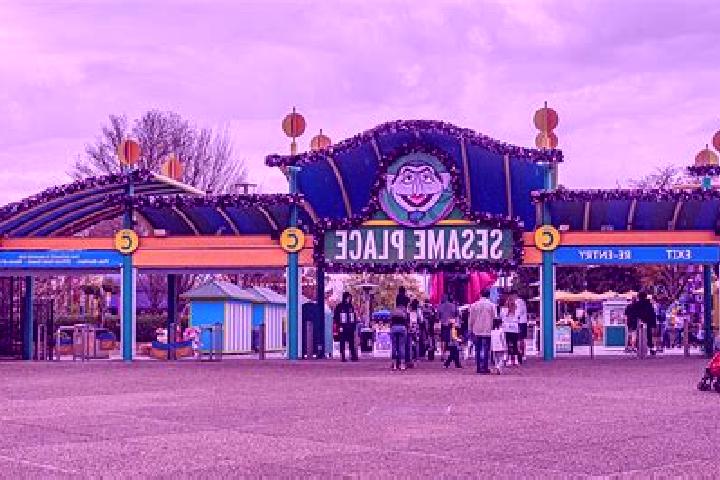 Aurora, 20 — Escort in Sesame Park, Canada