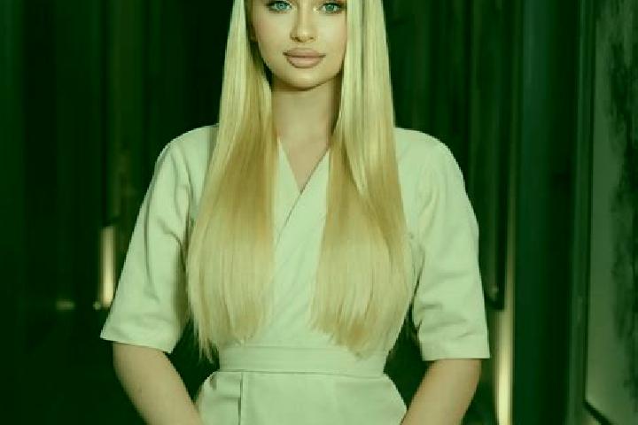 Aurora, 21, a blonde amber-eyed caucasian companion based in Malvar. Offering Fetish, Tantra, Erotic Massage, Striptease. Available for incall and outcall, o...
