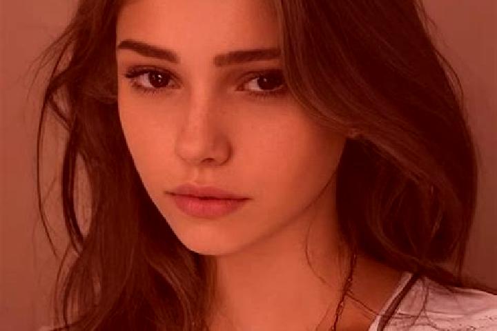 Aurora, 21, a brunette hazel-eyed slavic companion based in Skiatook. Offering Tantra, Travel Companion, Roleplay. Available for incall and outcall, overnigh...