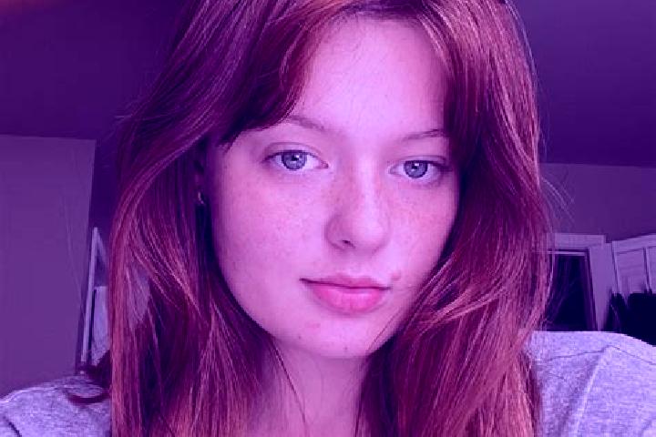 Aurora, 21, a chestnut blue-eyed caucasian companion based in Pleitas. Offering Roleplay, 69, Overnight. Available for incall and outcall, overnight bookings...