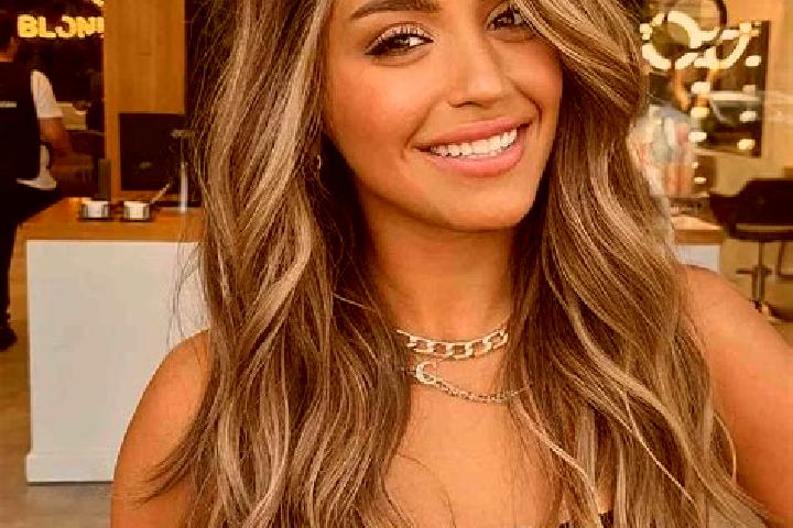 Aurora, 21, a dark blonde brown-eyed mediterranean companion based in Saint-Vincent-sur-Jard. Offering Fetish, Girlfriend Experience, Couples, Tantra. Availa...