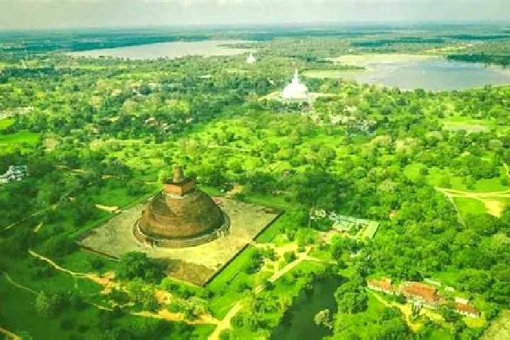 Aurora, 21 — Escort in Anuradhapura, Sri Lanka