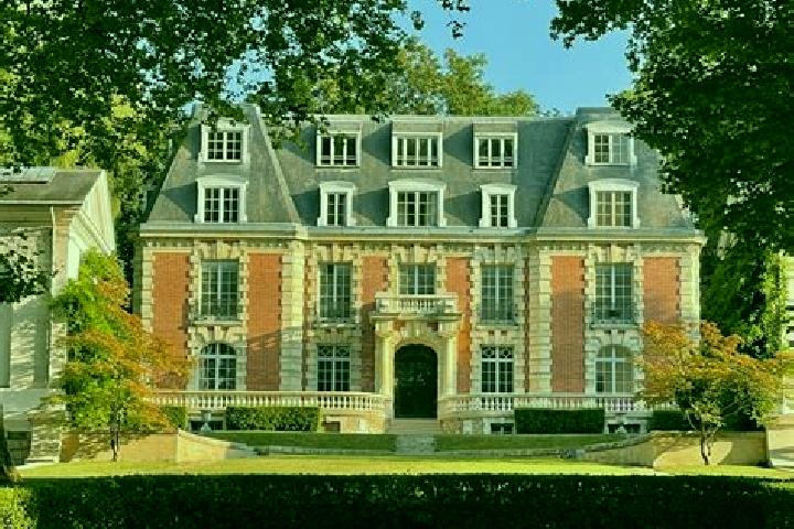 Aurora, 21 — Escort in Dammarie-les-Lys, France