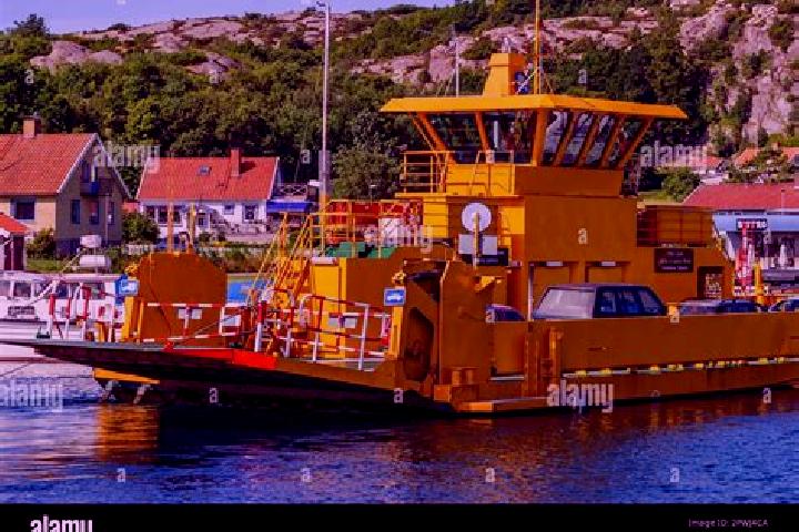 Aurora, 21 — Escort in Hamburgsund, Sweden