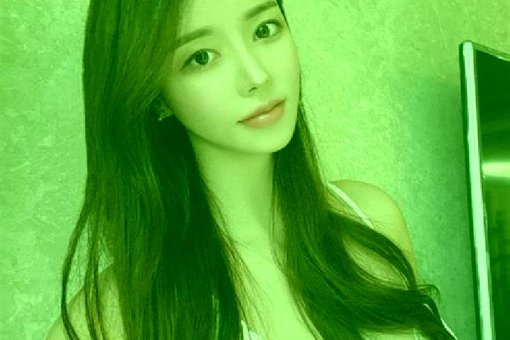 Aurora, 21 — Escort in Suqiaoxiang, China
