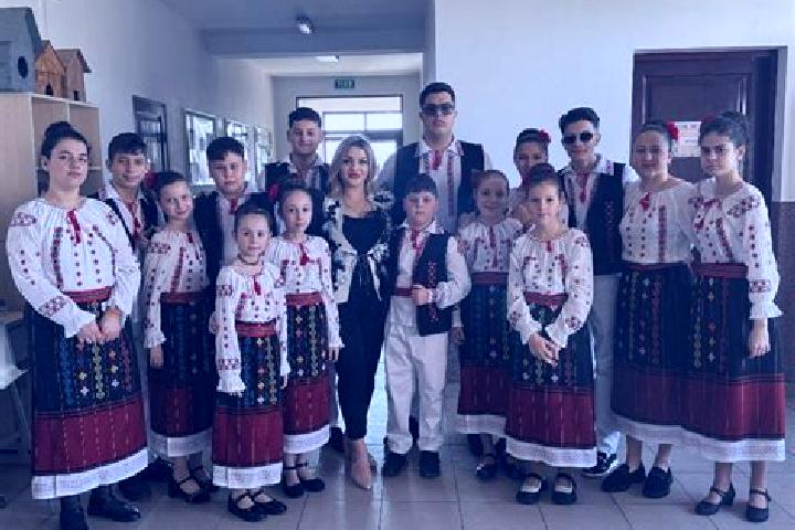Aurora, 21 — Escort in Vintileanca, Romania