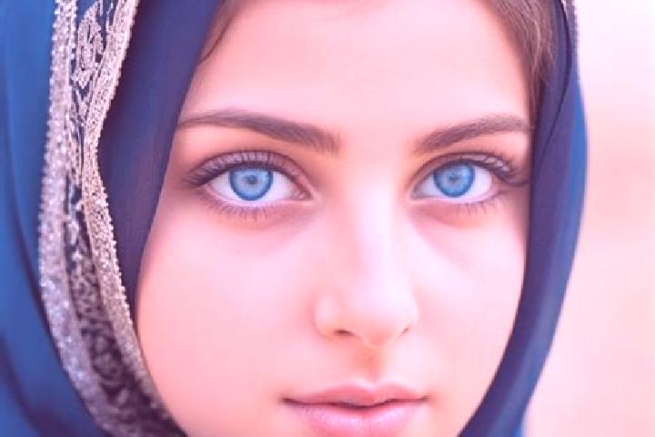 Aurora, 22, a auburn blue-eyed middle eastern companion based in Rueegsau. Offering Dinner Date, A-Level, Massage. Available for incall and outcall, overnigh...