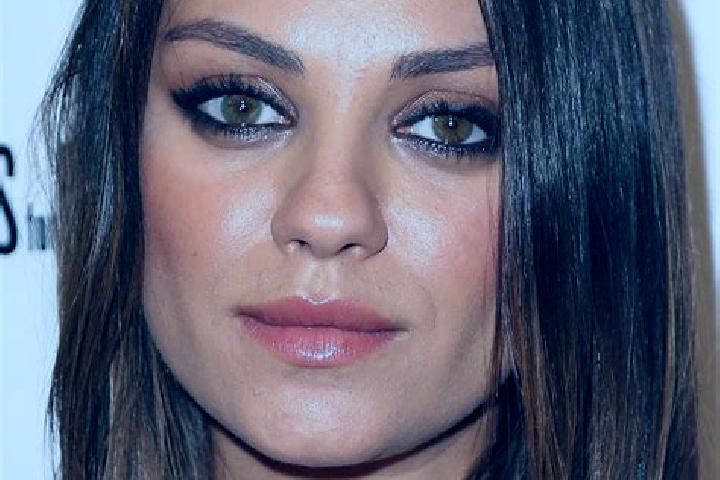 Aurora, 22, a brunette hazel-eyed indian companion based in Tomarovka. Offering Striptease, Domination, Duos. Available for incall and outcall, day and eveni...