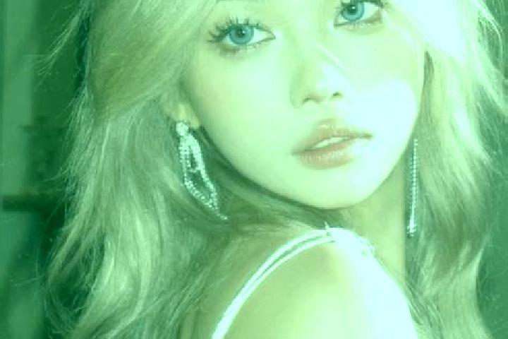 Aurora, 22, a platinum blonde amber-eyed asian companion based in Communications Hill. Offering Roleplay, GFE. Available for incall and outcall, overnight bo...