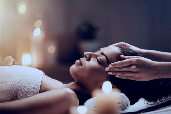 Aurora, 22, a red dark-eyed indian companion based in Prapen. Offering Massage, A-Level, Fetish, Overnight. Available for incall and outcall, day and evening...