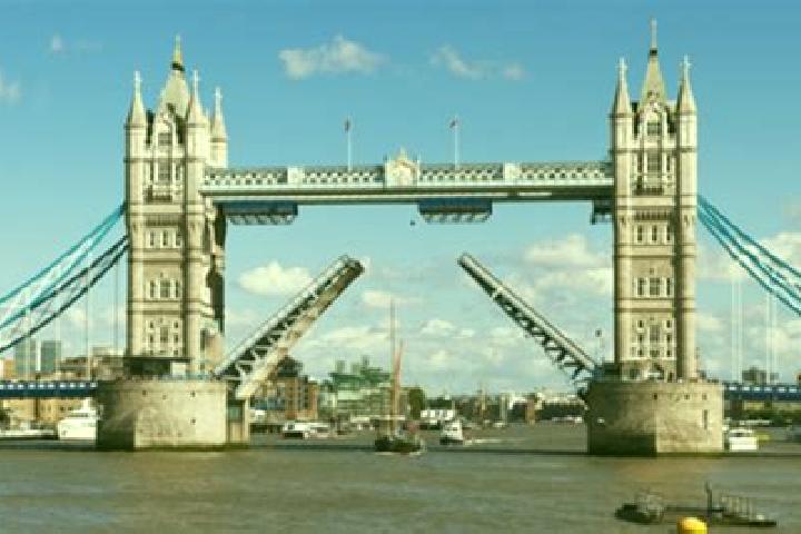Aurora, 22 — Escort in Bridge, United Kingdom