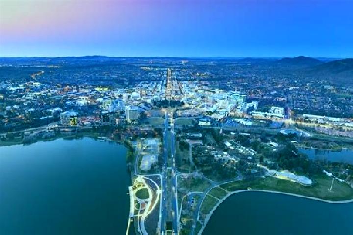 Aurora, 22 — Escort in Canberra, Australia