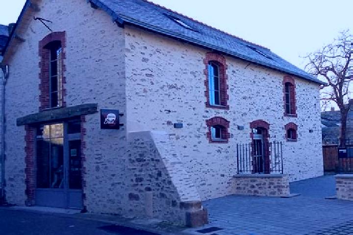 Aurora, 22 — Escort in Cordemais, France