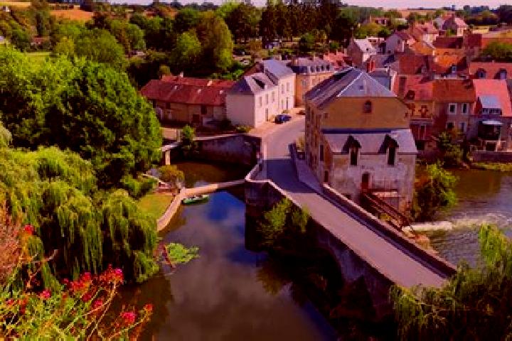 Aurora, 22 — Escort in Souvigne-sur-Sarthe, France