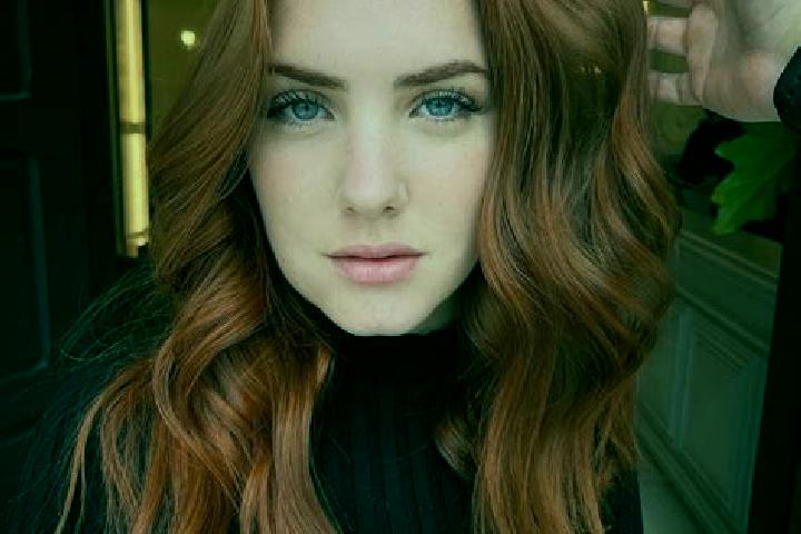 Aurora, 23, a auburn blue-eyed mediterranean companion based in Kluky. Offering Roleplay, A-Level, Deep French Kissing, OWO. Available for incall and outcall...