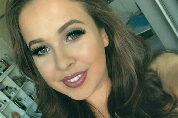 Aurora, 23, a auburn brown-eyed mediterranean companion based in Suchy Las. Offering CIM, Domination, 69, Dinner Date. Available for incall and outcall, over...