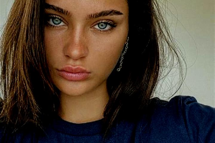 Aurora, 23, a brunette blue-eyed mediterranean companion based in Jujutla. Offering Prostate Massage, Roleplay, Overnight. Available for incall and outcall, ...