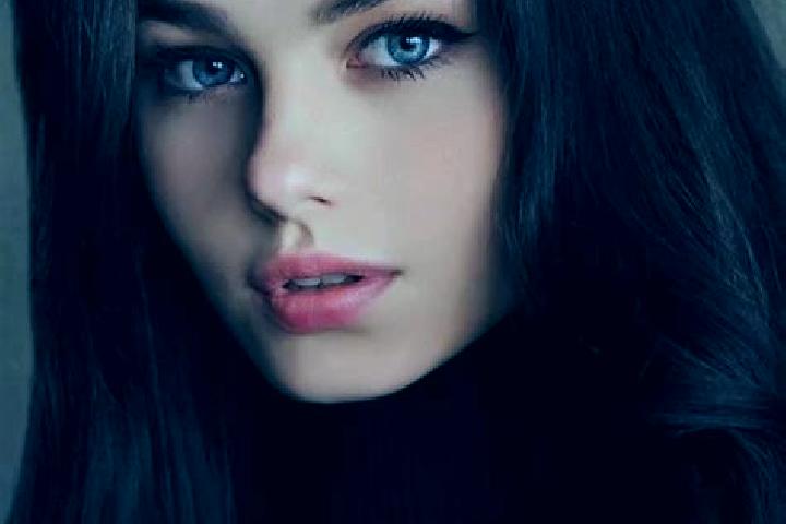 Aurora, 23, a brunette dark-eyed mixed companion based in Bertea. Offering BDSM, 69, Tantra, Domination, GFE. Available for incall and outcall, overnight boo...