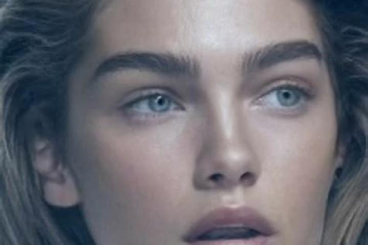 Aurora, 23, a dark blonde blue-eyed caribbean companion based in Juranda. Offering BDSM, CIM, GFE. Available for incall and outcall, day and evening dates.