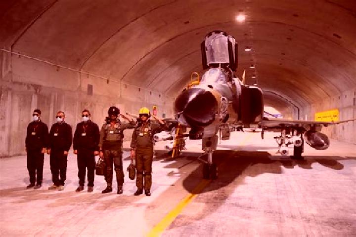 Aurora, 23 — Escort in Baravat, Iran