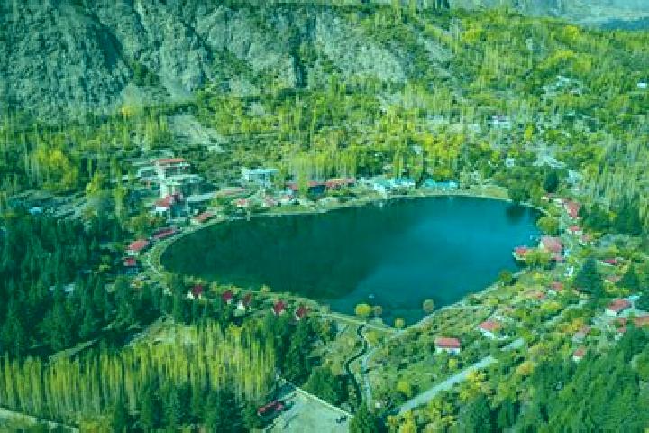 Aurora, 23 — Escort in Dayal, Pakistan