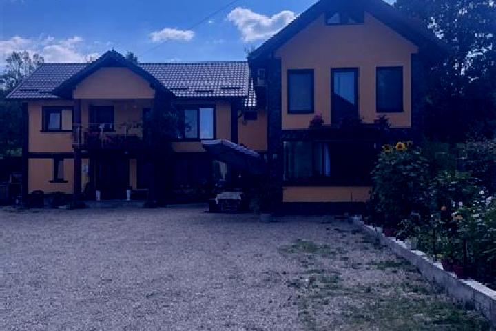 Aurora, 23 — Escort in Horezu, Romania