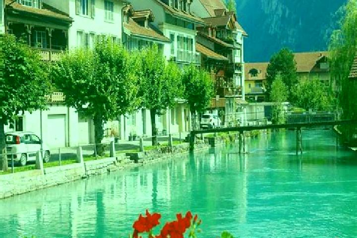 Aurora, 23 — Escort in Oberonz, Switzerland