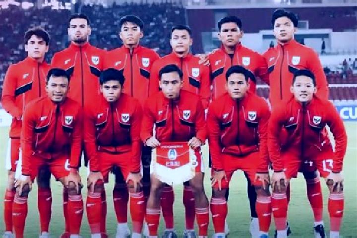 Aurora, 23 — Escort in Puncaktugu, Indonesia