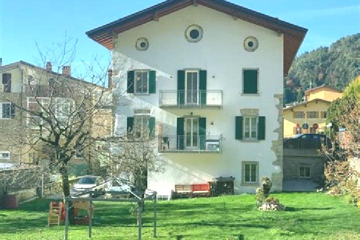 Aurora, 23 — Escort in Ronzo-Chienis, Italy