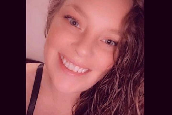 Aurora, 23 — Escort in Urbandale, United States