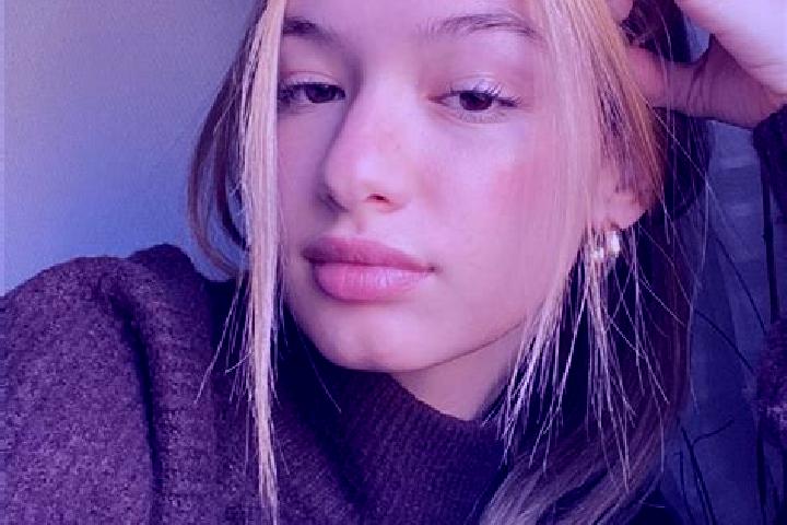 Aurora, 24, a blonde brown-eyed middle eastern companion based in Lankaran. Offering OWO, 69, Party Girl. Available for incall and outcall, overnight booking...