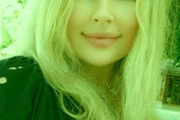 Aurora, 24, a blonde grey-eyed caribbean companion based in Banyo. Offering Tantra, BDSM, Overnight, GFE. Available for incall and outcall, overnight booking...