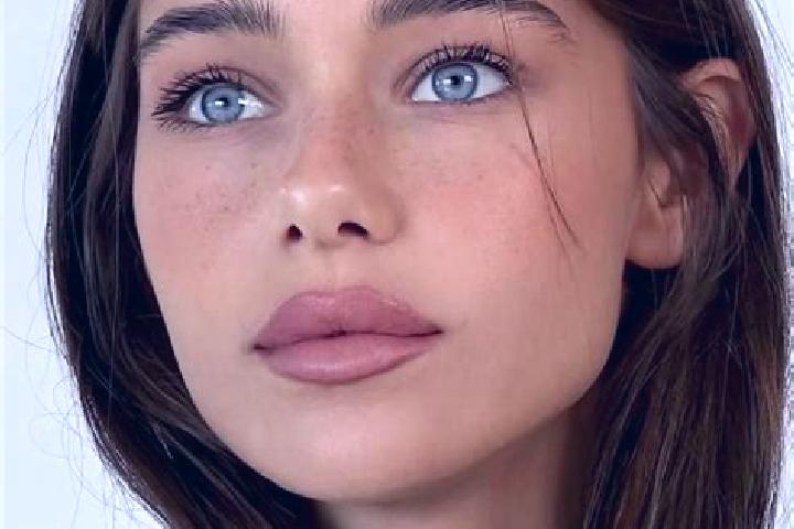 Aurora, 24, a brunette grey-eyed middle eastern companion based in Spital am Semmering. Offering BDSM, OWO, Party Girl, Travel Companion. Available for incal...