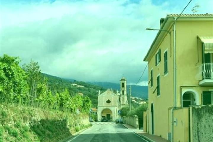 Aurora, 24 — Escort in Calice Ligure, Italy