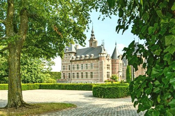 Aurora, 24 — Escort in Kwaadmechelen, Belgium