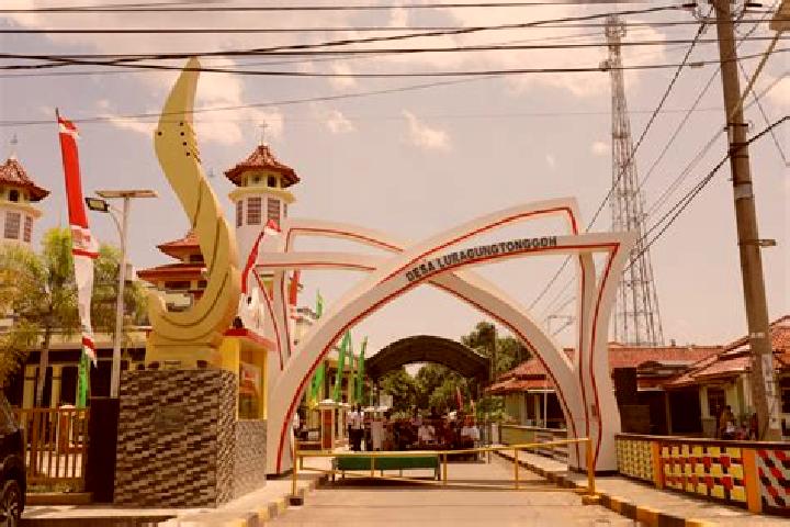 Aurora, 24 — Escort in Luragung Tonggoh, Indonesia