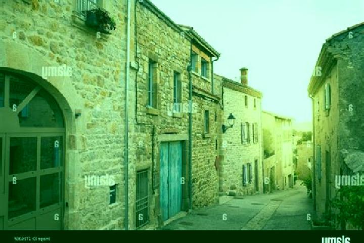 Aurora, 24 — Escort in Montpeyroux, France