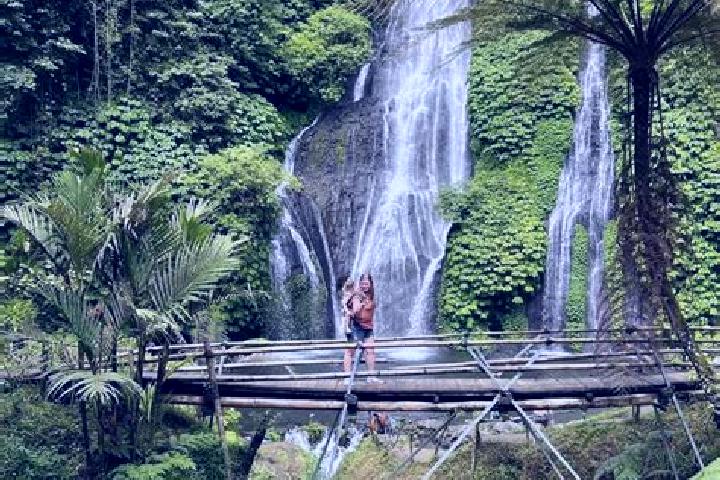 Aurora, 24 — Escort in Munduk, Indonesia