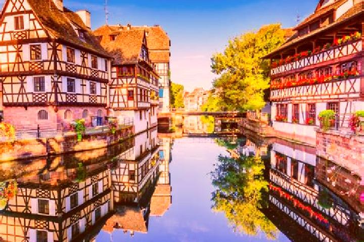 Aurora, 24 — Escort in Rebenacq, France